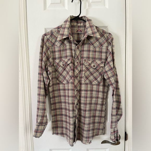 Wrangler Tops - Vintage Wrangler cowboy shirt- Size Small